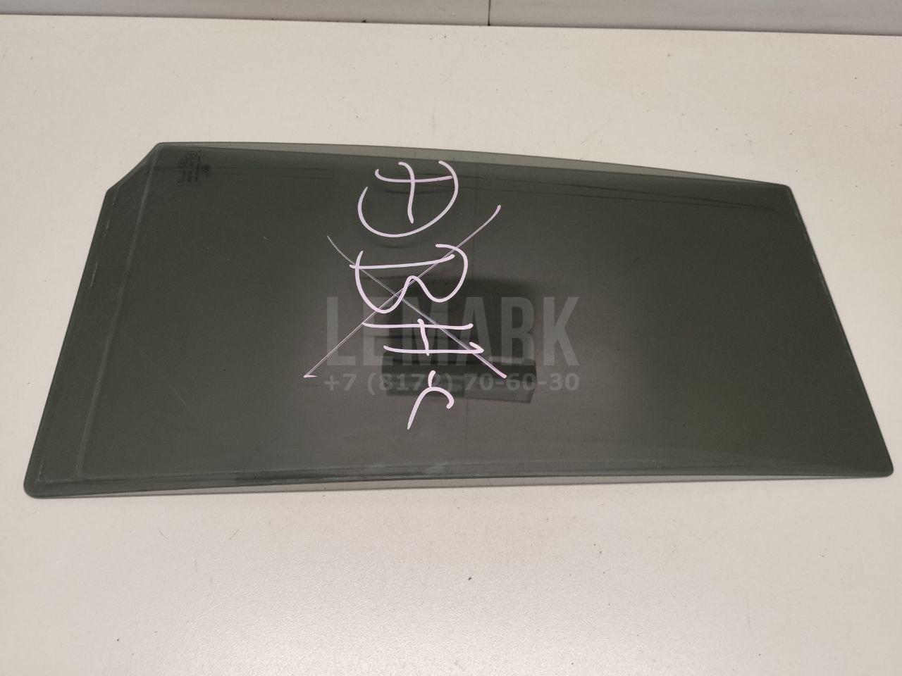 Стекло двери задней правой (форточка) 1T0845216F VAG