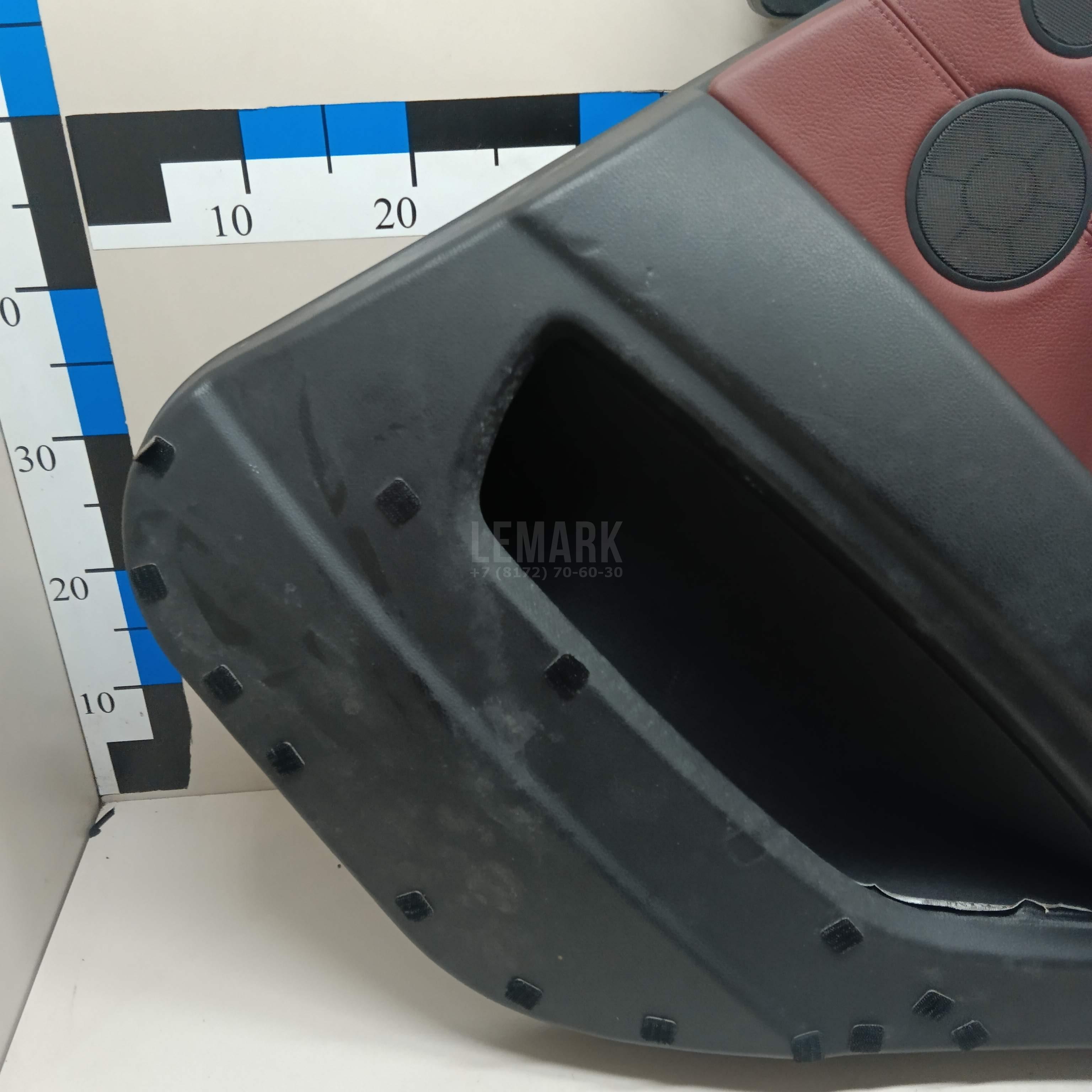 Обшивка двери задней правой для  BMW 3-serie E90/E91 2005-2012