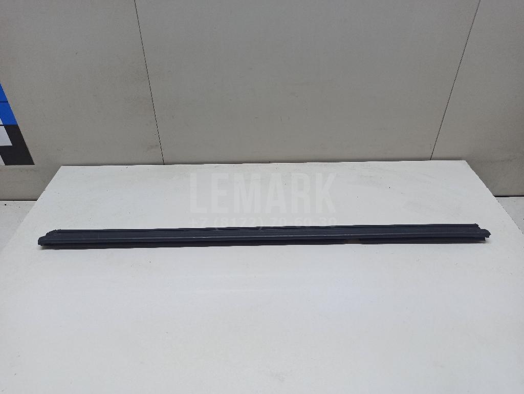 Накладка стекла заднего левого 5N0839479A5AP VAG