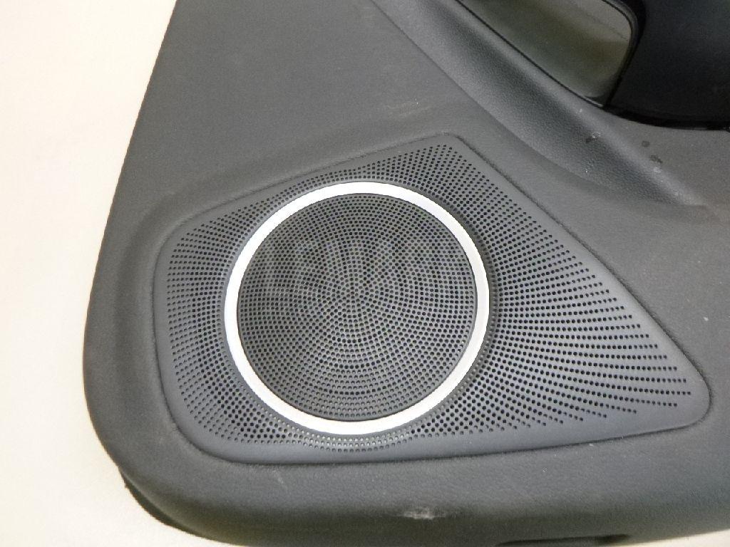 Обшивка двери задней правой для  BMW X5 F15/F85 2013-2018