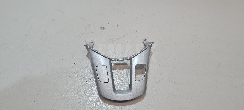 Накладка декоративная 561501H500AL4 Hyundai-Kia