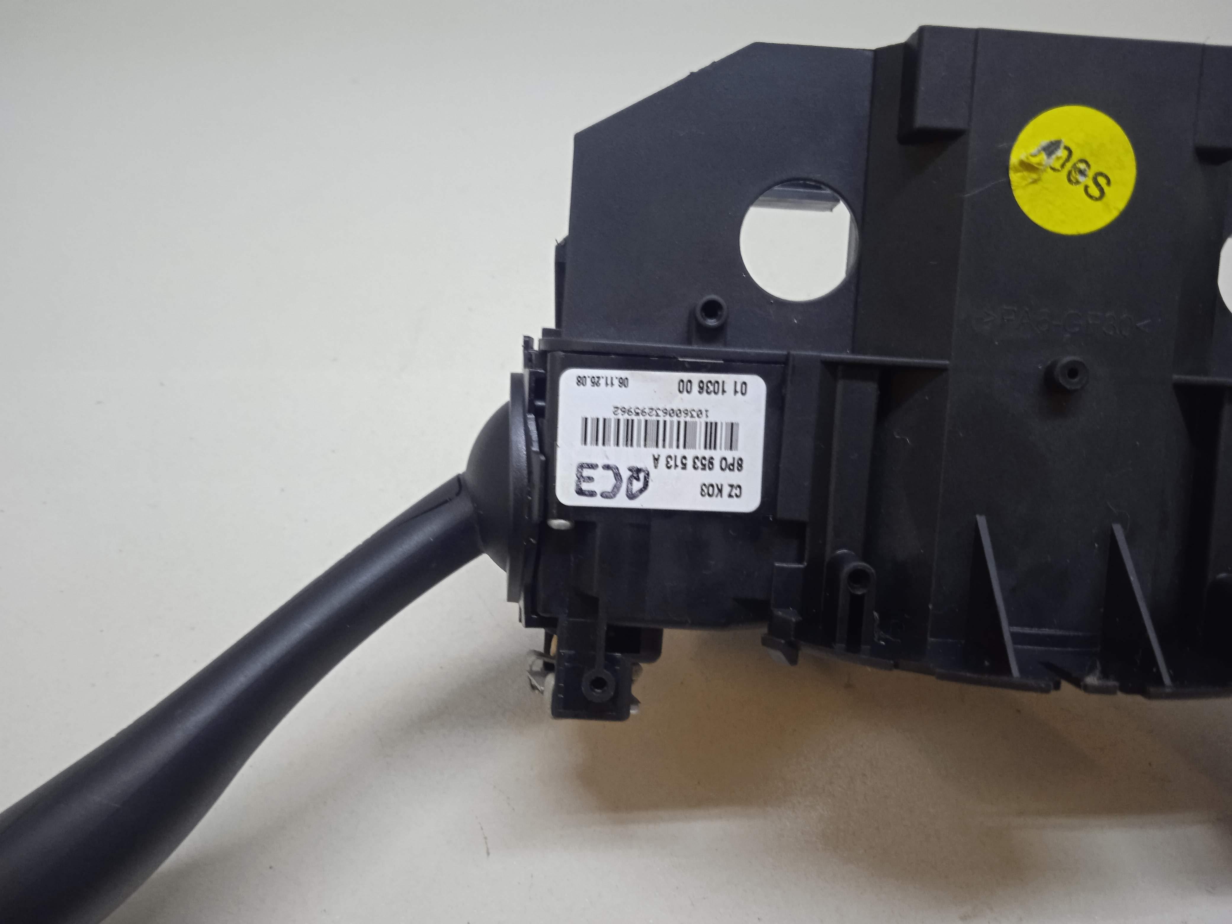 Переключатель поворотов подрулевой для  Audi A3 (8L1) 1996-2003