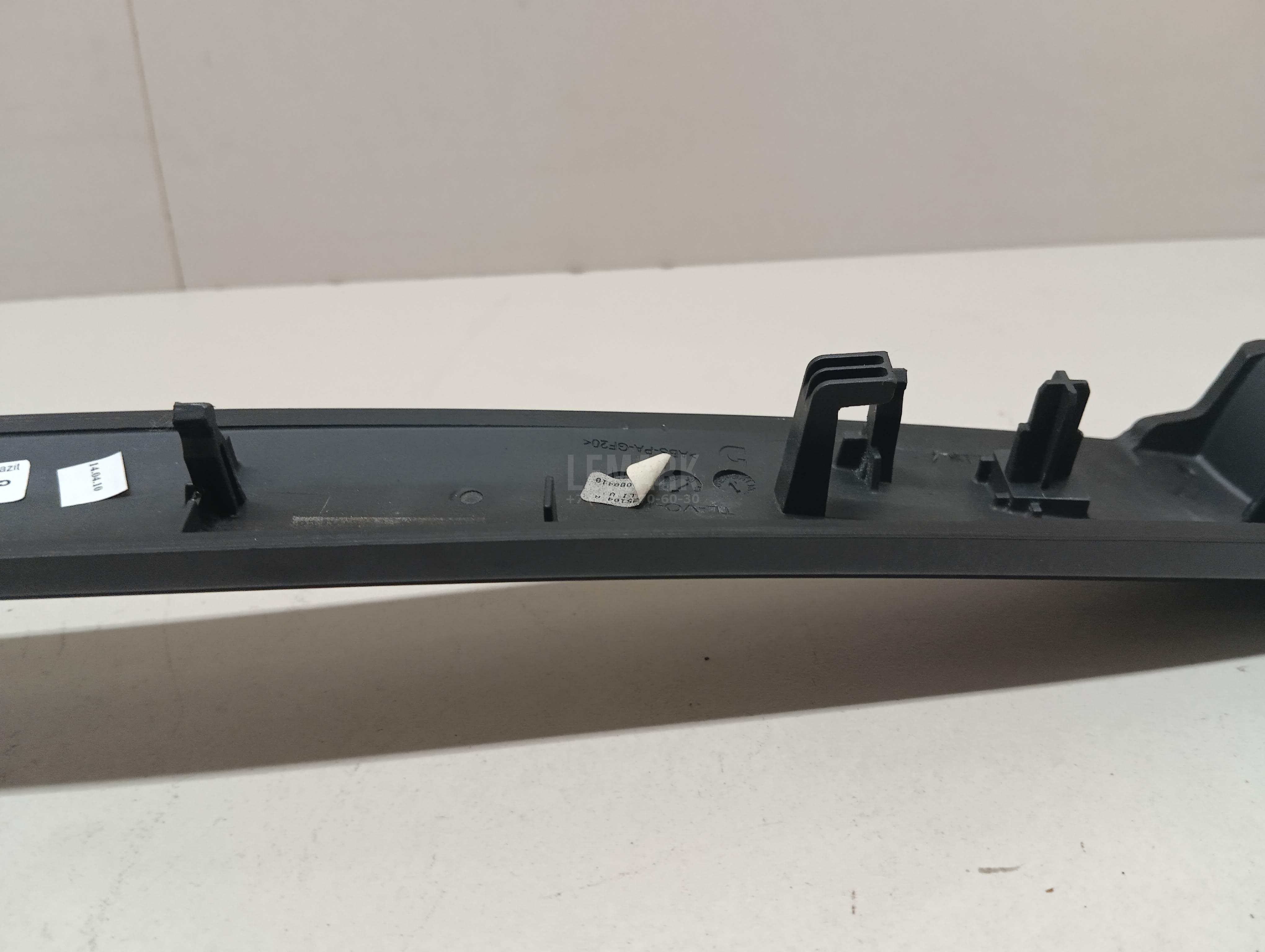 Накладка декоративная для  BMW 3-serie E90/E91 2005-2012
