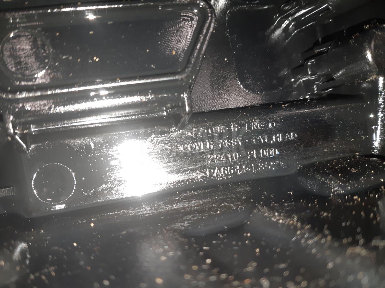 Крышка головки блока (клапанная) 224102F300 Hyundai-Kia