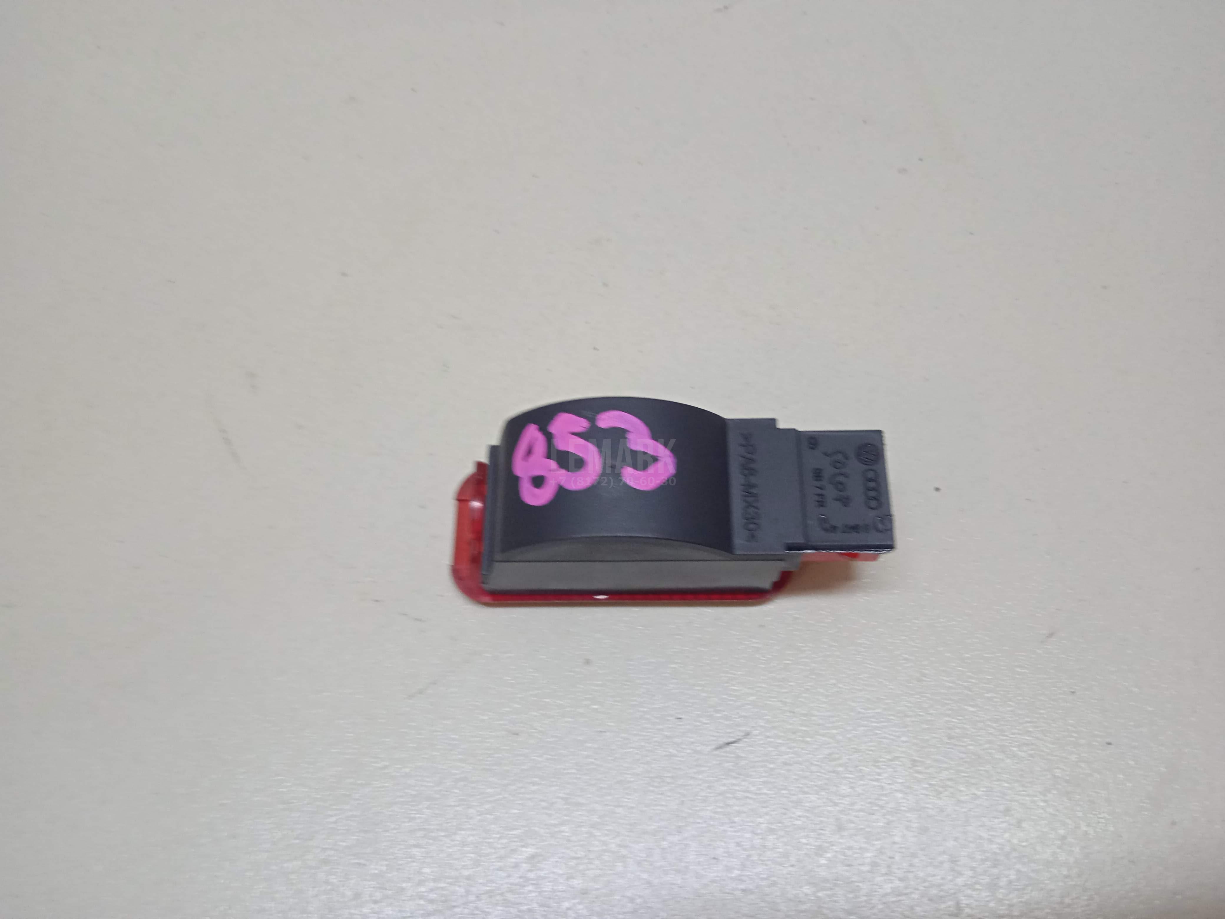 Фонарь для  Audi A6 [C5] 1997-2004