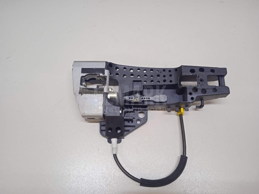 Кронштейн ручки для  BMW 1-serie E82/E88 2007-2013