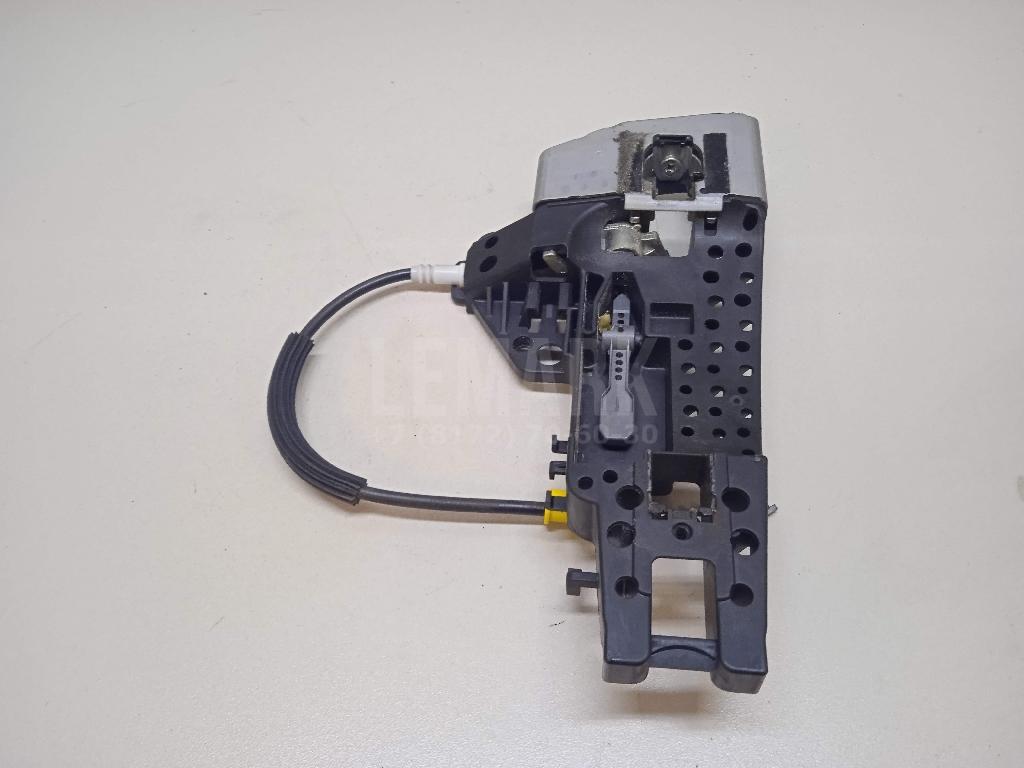 Кронштейн ручки для  BMW 1-serie E82/E88 2007-2013