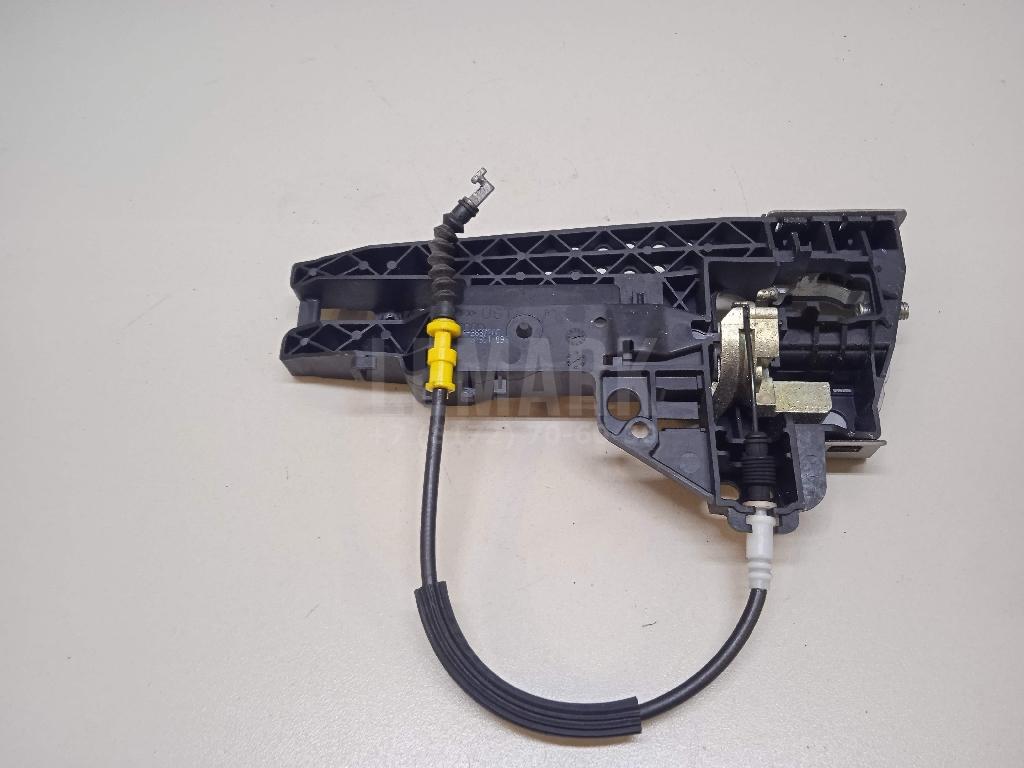 Кронштейн ручки для  BMW 1-serie E82/E88 2007-2013
