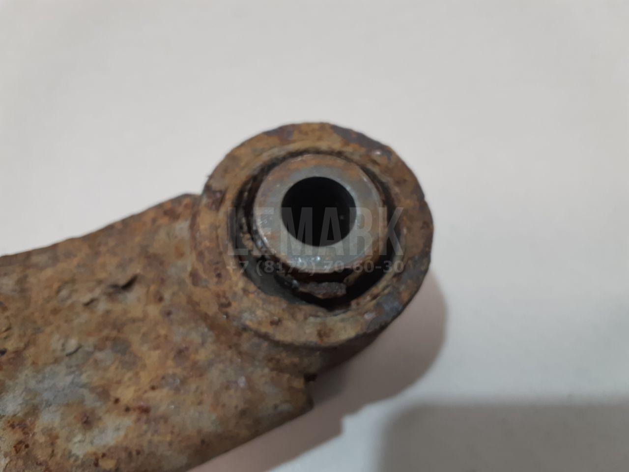 Рычаг задний нижний 55110JD000 Nissan