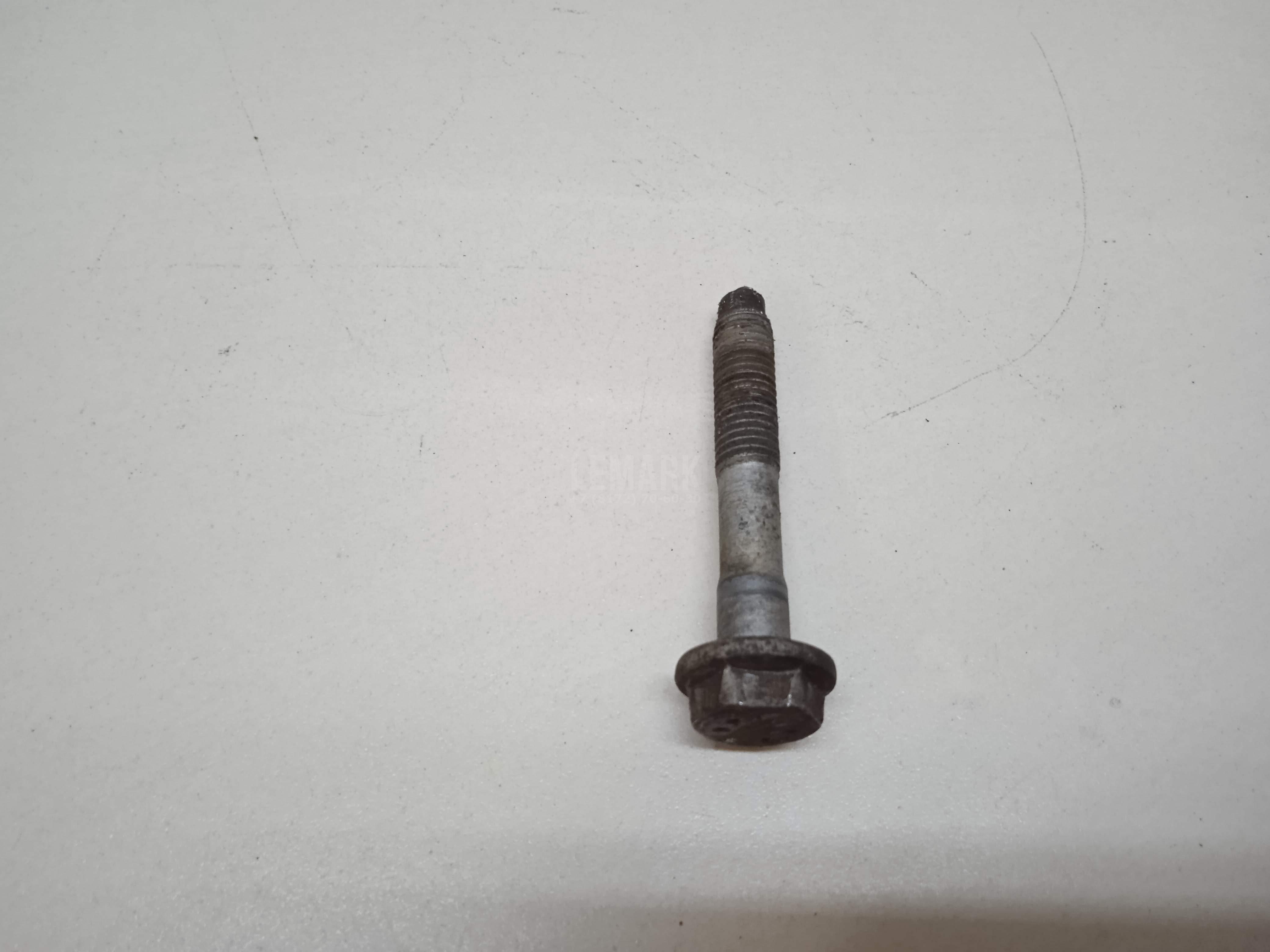 Болт для  BMW X1 E84 2009-2015