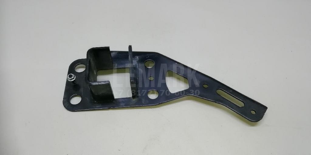 Кронштейн усилителя переднего бампера левый для  Acura RSX 2001-2006