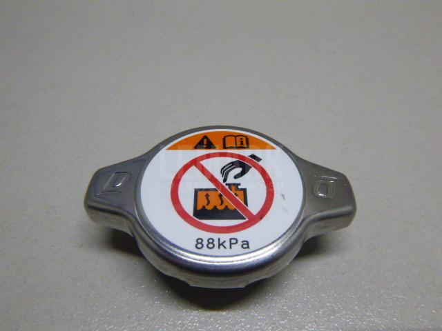 Крышка радиатора 1640136030 Toyota