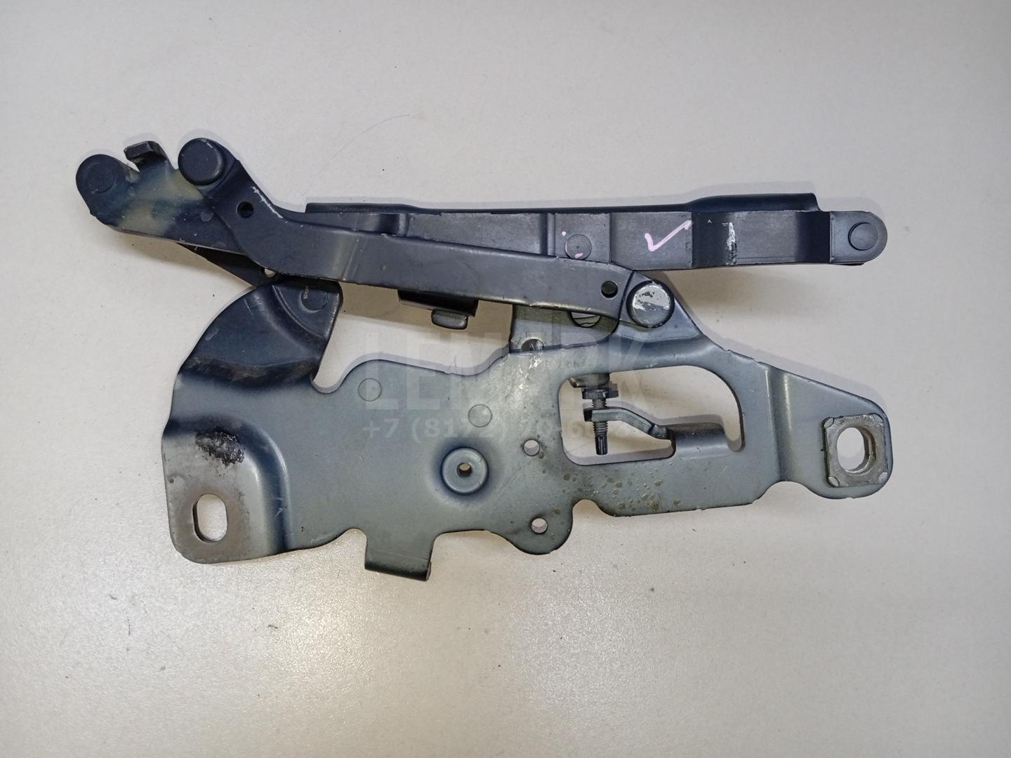 Петля капота правая для  BPW ECO MAX 1996
