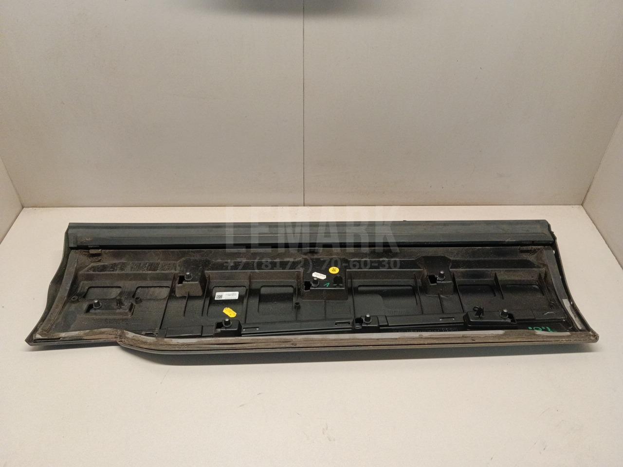 Накладка двери задней правой для  BMW 4-serie G22/G23 2020