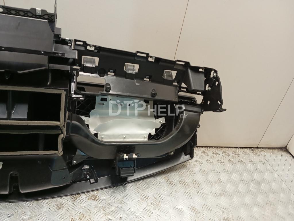 Фото Торпедо для Land Rover Discovery Sport  2015