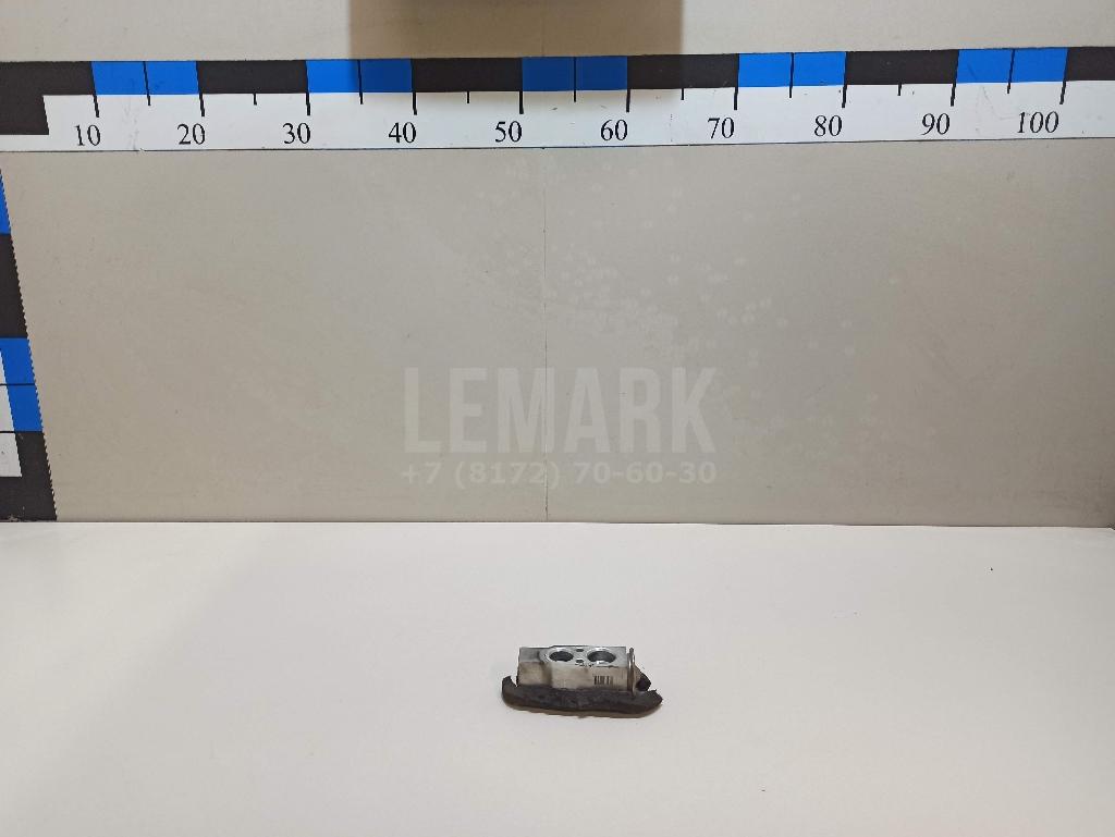 Клапан кондиционера 8851502150 Toyota