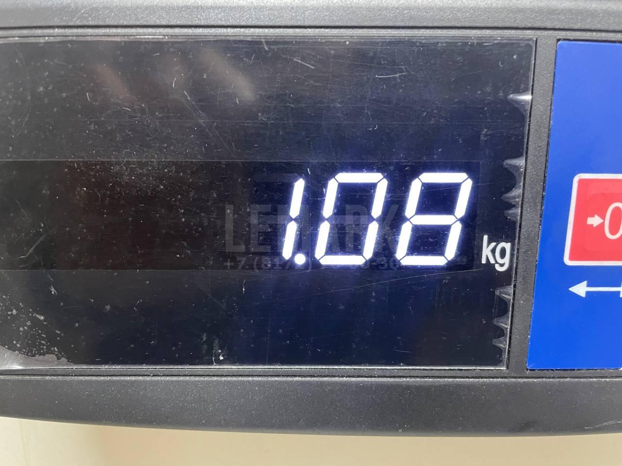 Петля двери багажника