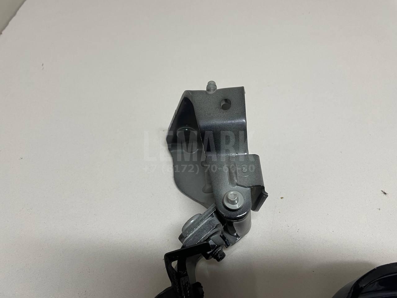 Петля двери багажника для  Audi A4 [B6] 2000-2004