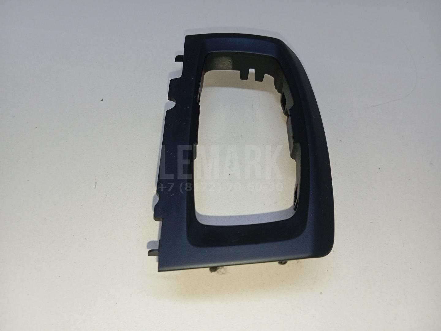 Накладка (кузов внутри) для  BMW 3-serie E90/E91 2005-2012