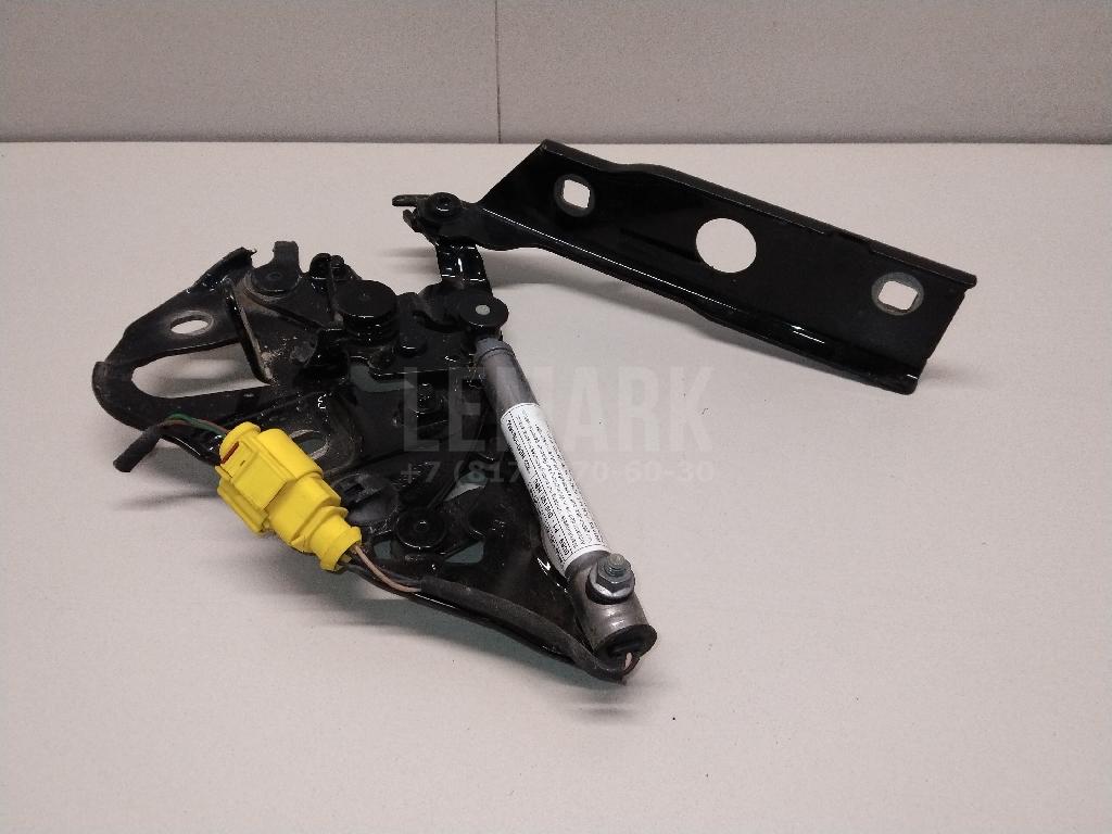 Петля капота левая для  BMW X3 E83 2004-2010