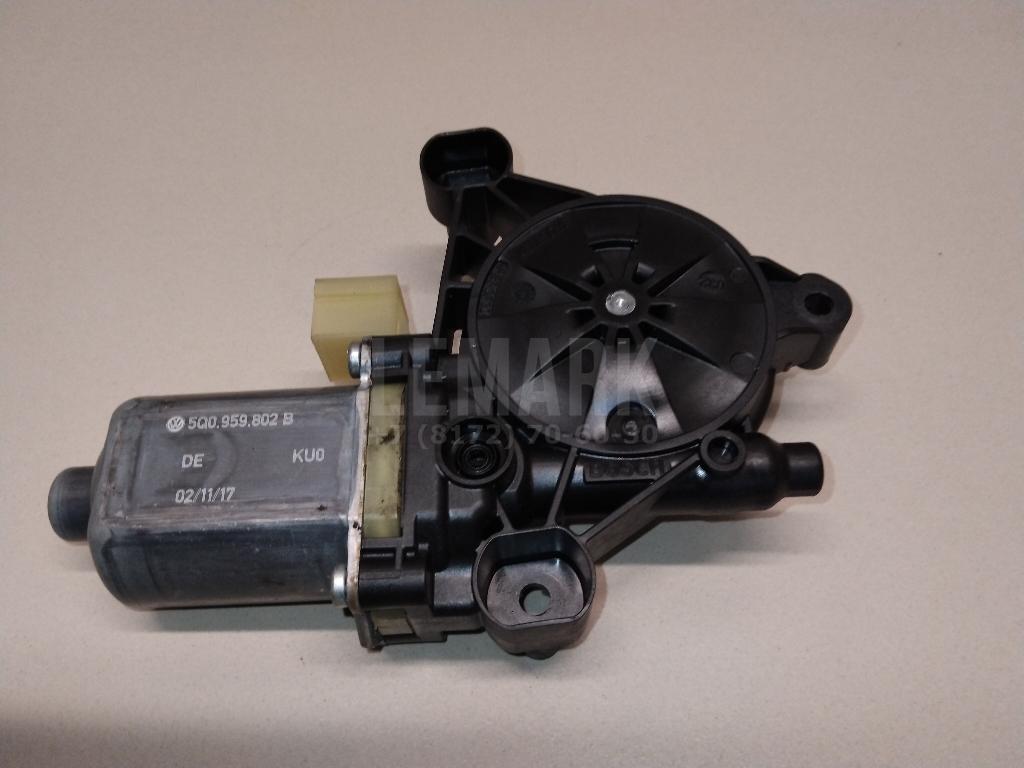 Моторчик стеклоподъемника 5Q0959802B VAG