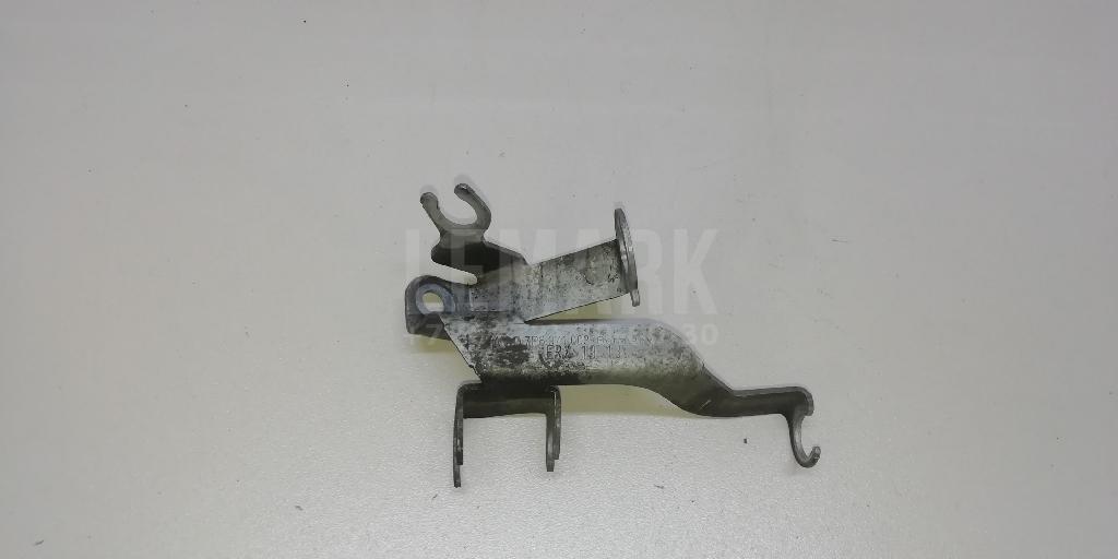 Кронштейн (п.п.к.) 7P6971003 VAG