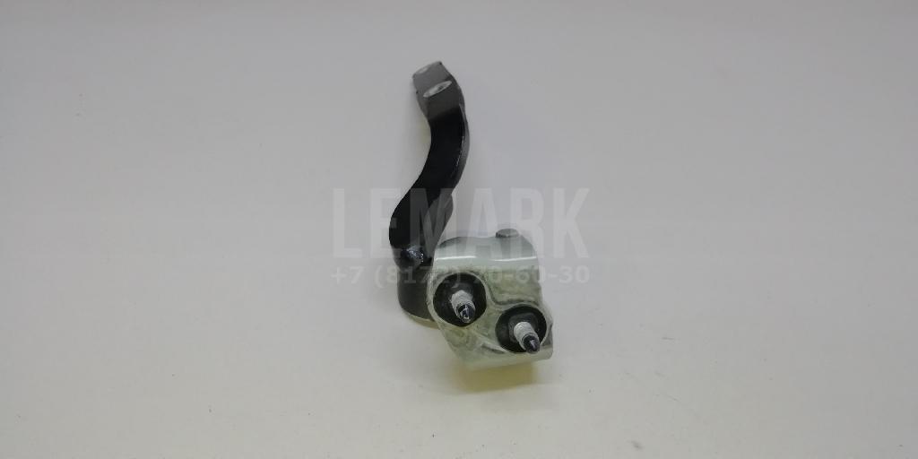 Петля двери багажника для  BMW X3 E83 2004-2010