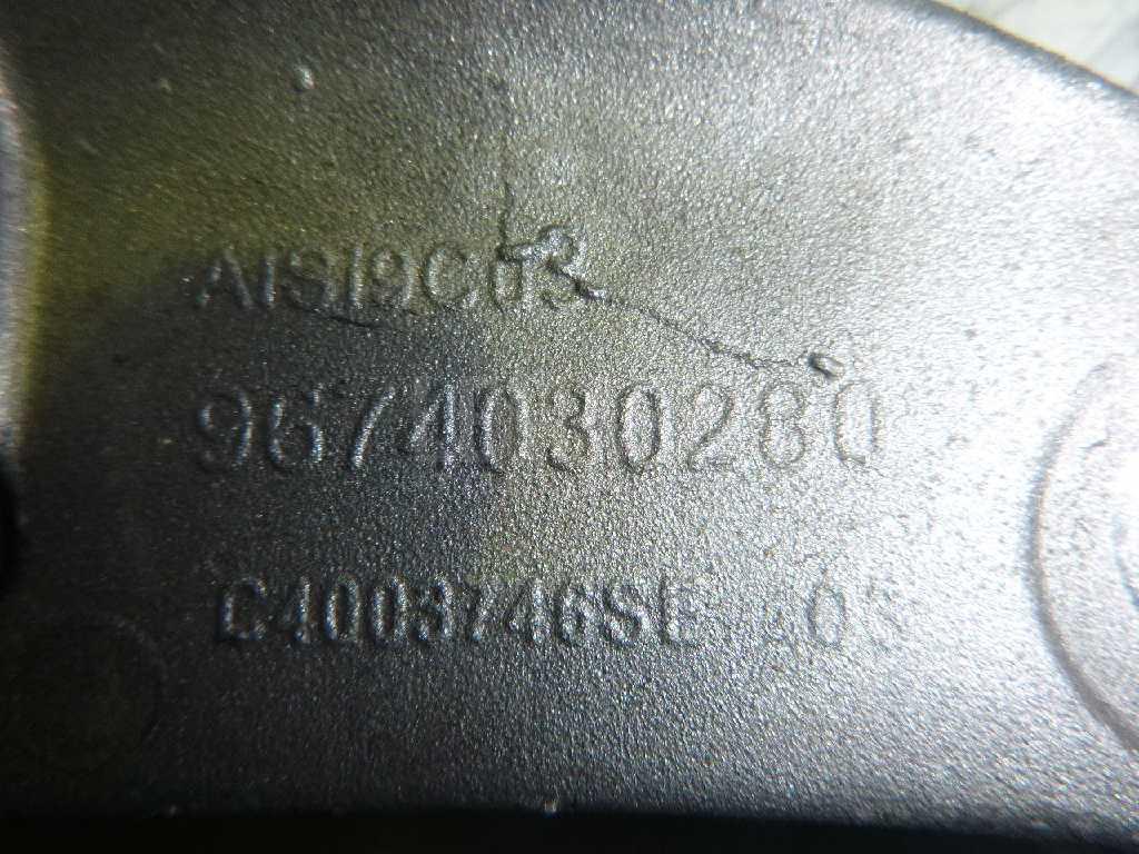 Кронштейн генератора для  Citroen C4 Picasso 2006-2014