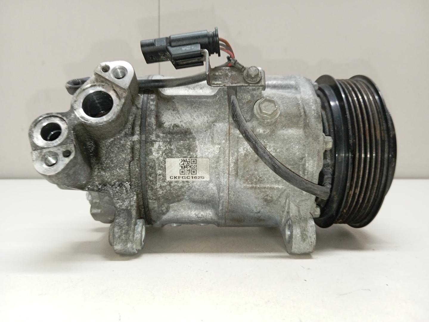 Компрессор кондиционера для  BMW 3-serie E92/E93 2006-2012