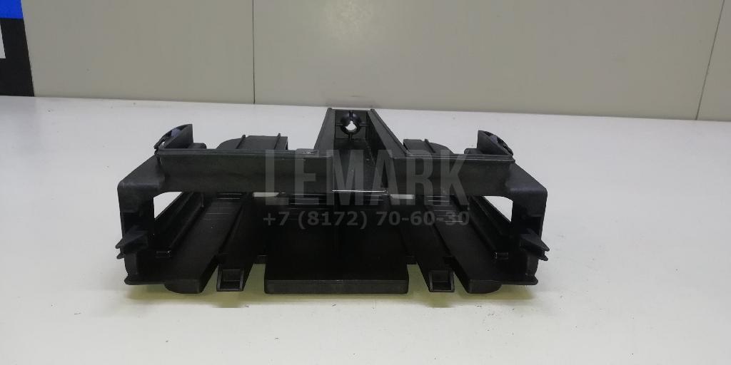 Кронштейн (сопут. товар) для  BMW 4-serie G22/G23 2020