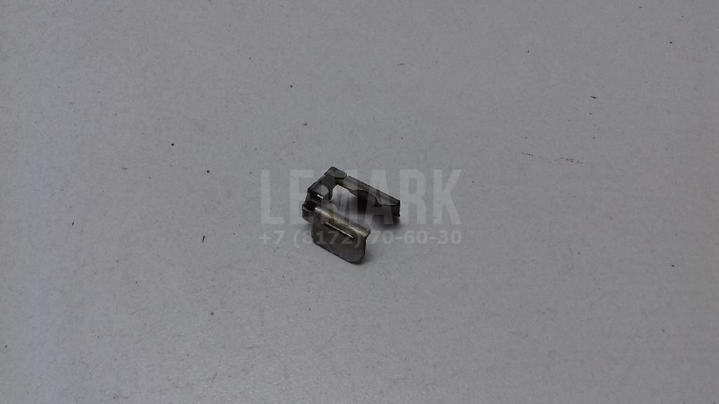 Крепеж форсунки 24420544 GM