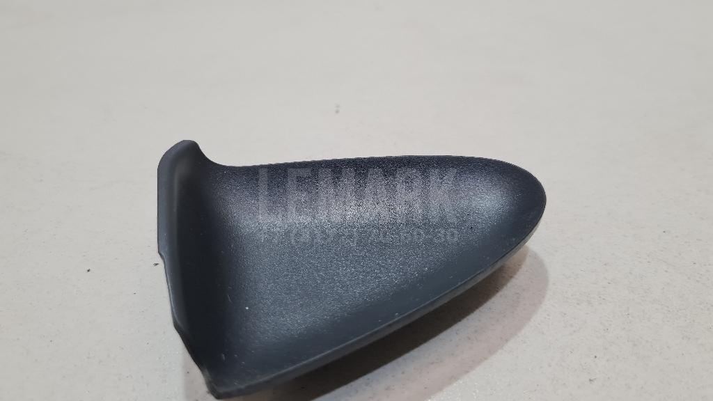 Накладка ручки внутренней 6928433040B0 Toyota