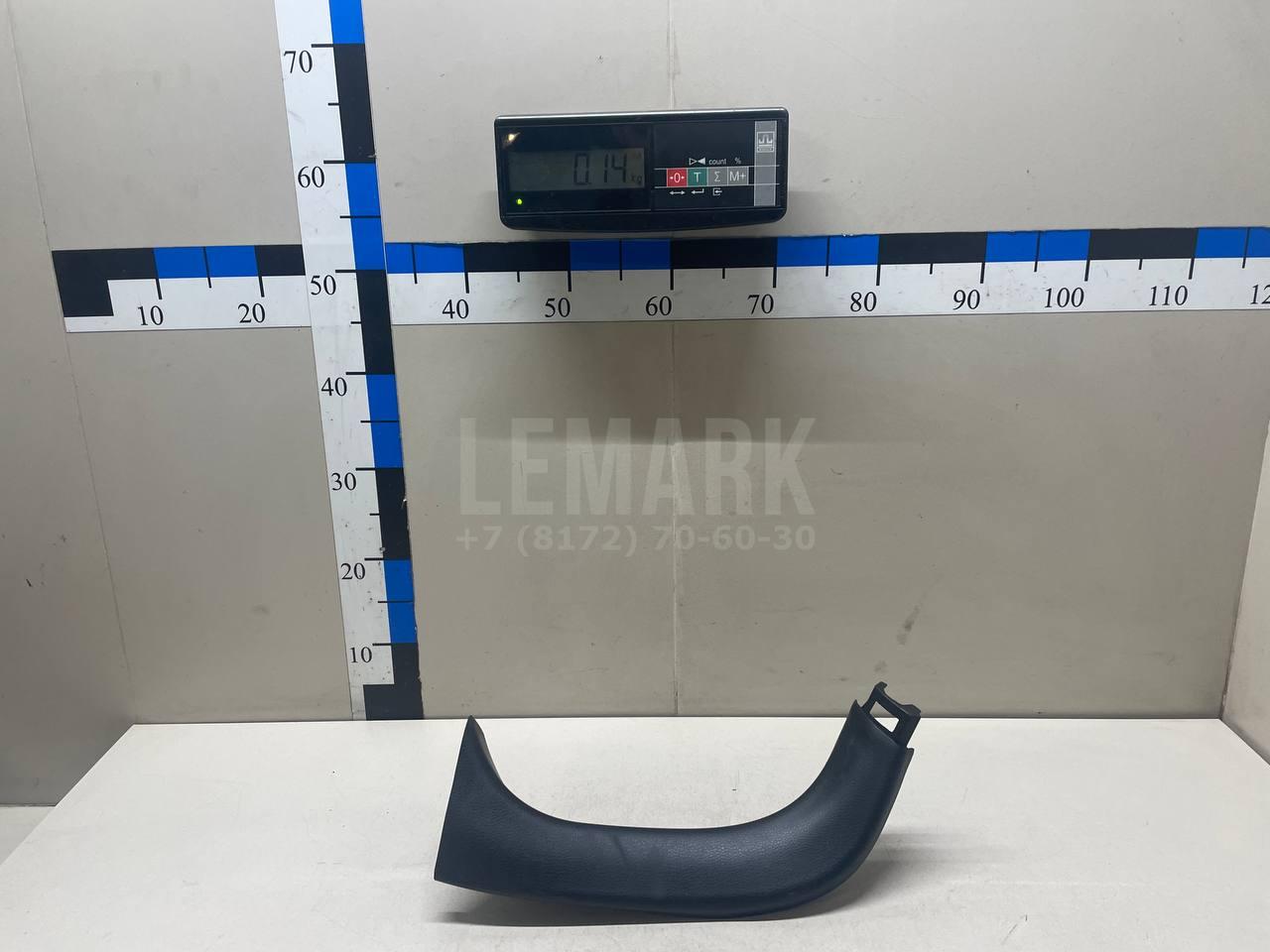 Обшивка двери багажника 6793842050C0 Toyota