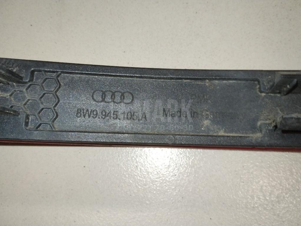 Отражатель в бампер задний левый для  Audi A8 [4E] 2002-2010