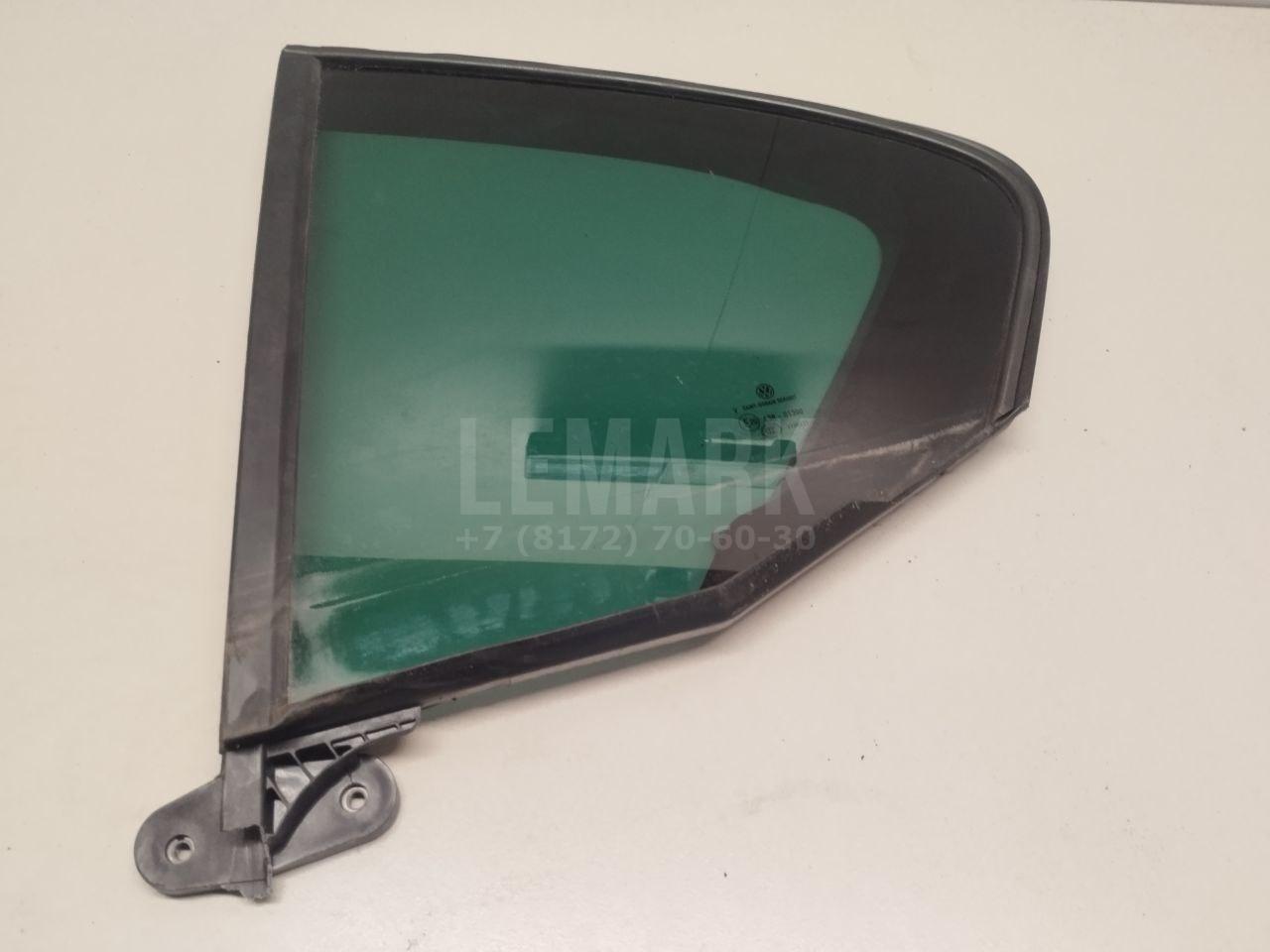 Стекло двери задней левой (форточка) 3G5845213BP VAG
