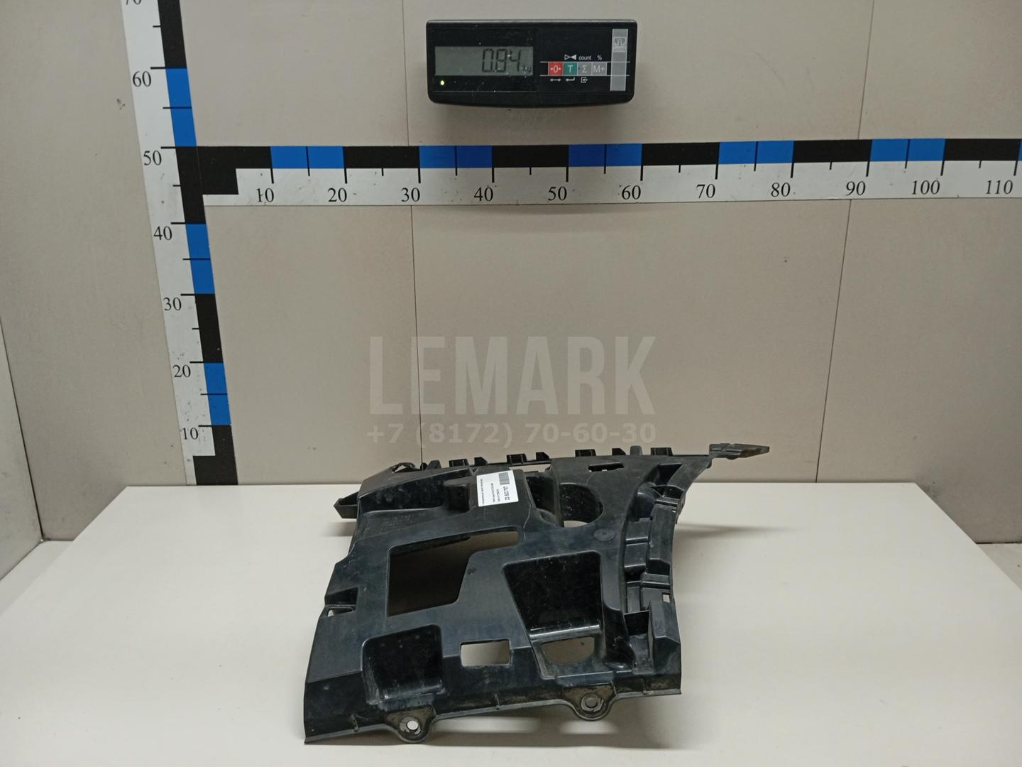 Направляющая заднего бампера правая для  BMW i3 (I01) 2013-2022
