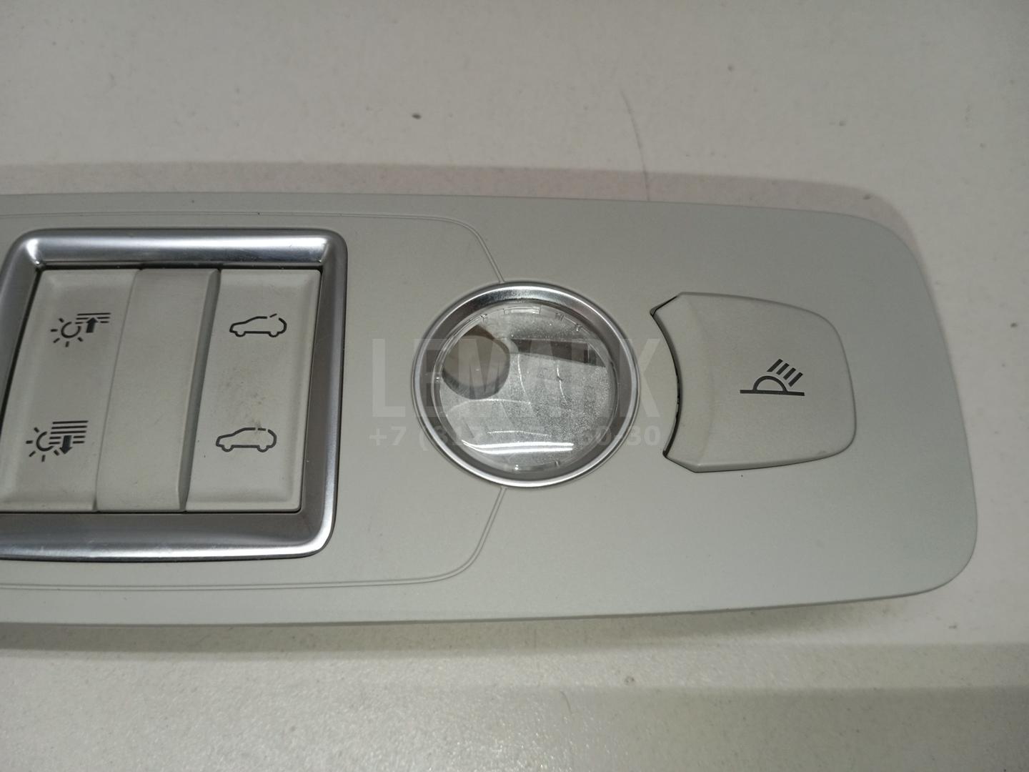 Плафон салонный для  BMW X1 U11 2022