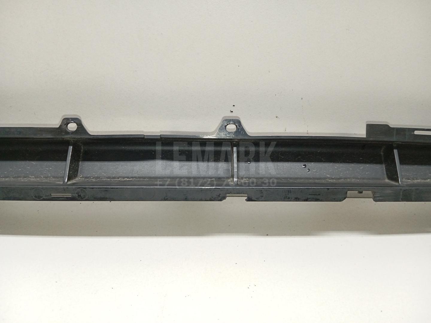 Кронштейн решетки радиатора для  BMW X5 E53 2000-2007