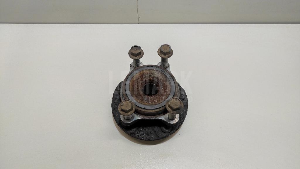 Ступица передняя 4355002010 Toyota