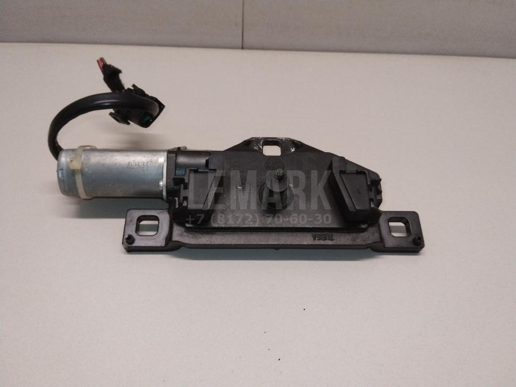 Ответная часть замка багажника для  BMW 1-serie E82/E88 2007-2013