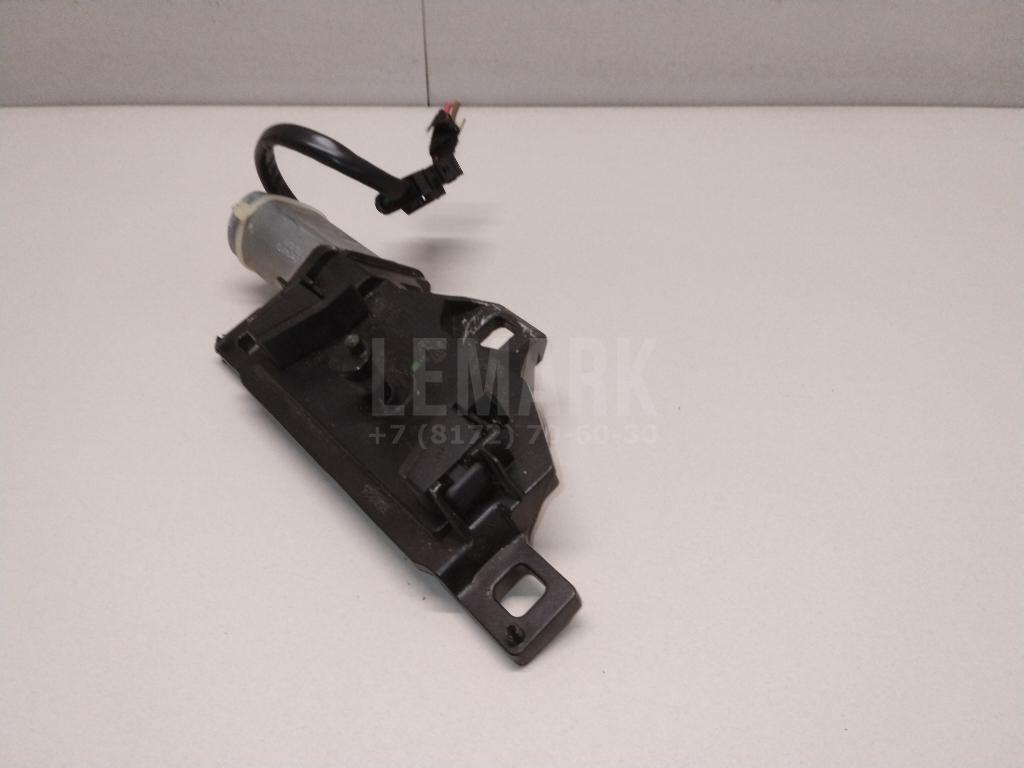 Ответная часть замка багажника для  BMW 1-serie E82/E88 2007-2013