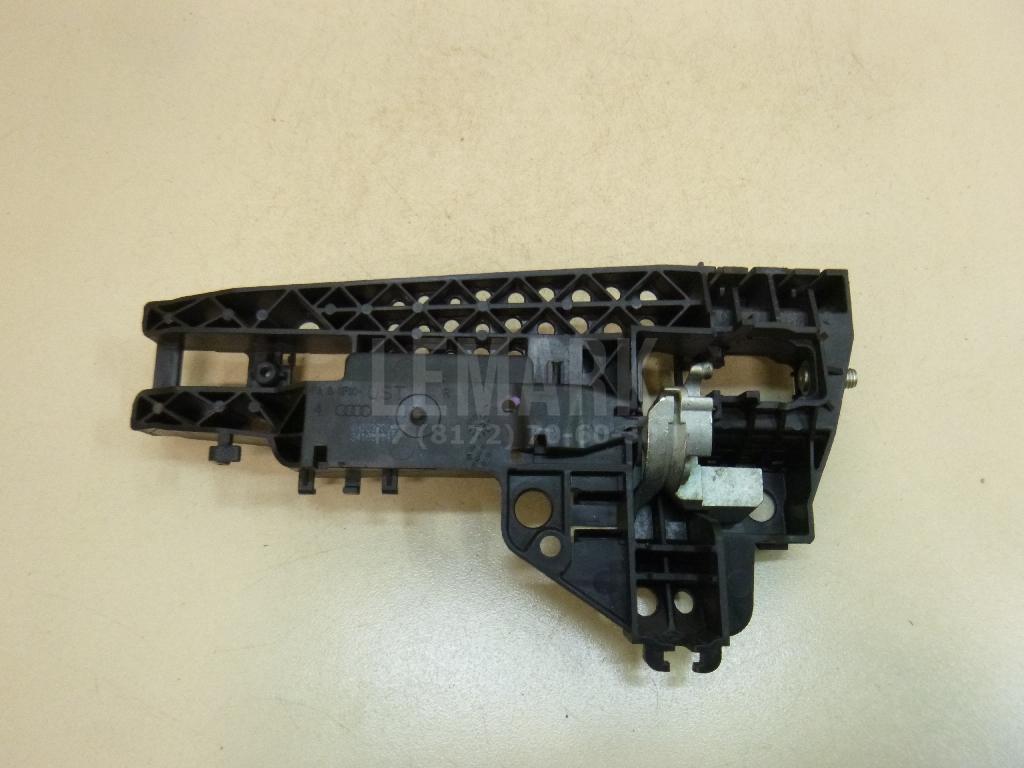 Кронштейн ручки для  BMW 1-serie E82/E88 2007-2013