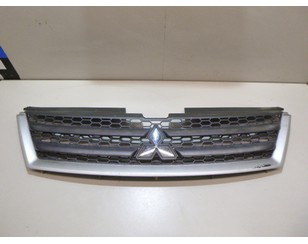 Решетка радиатора для Mitsubishi Outlander XL (CW) 2006-2012 БУ состояние отличное