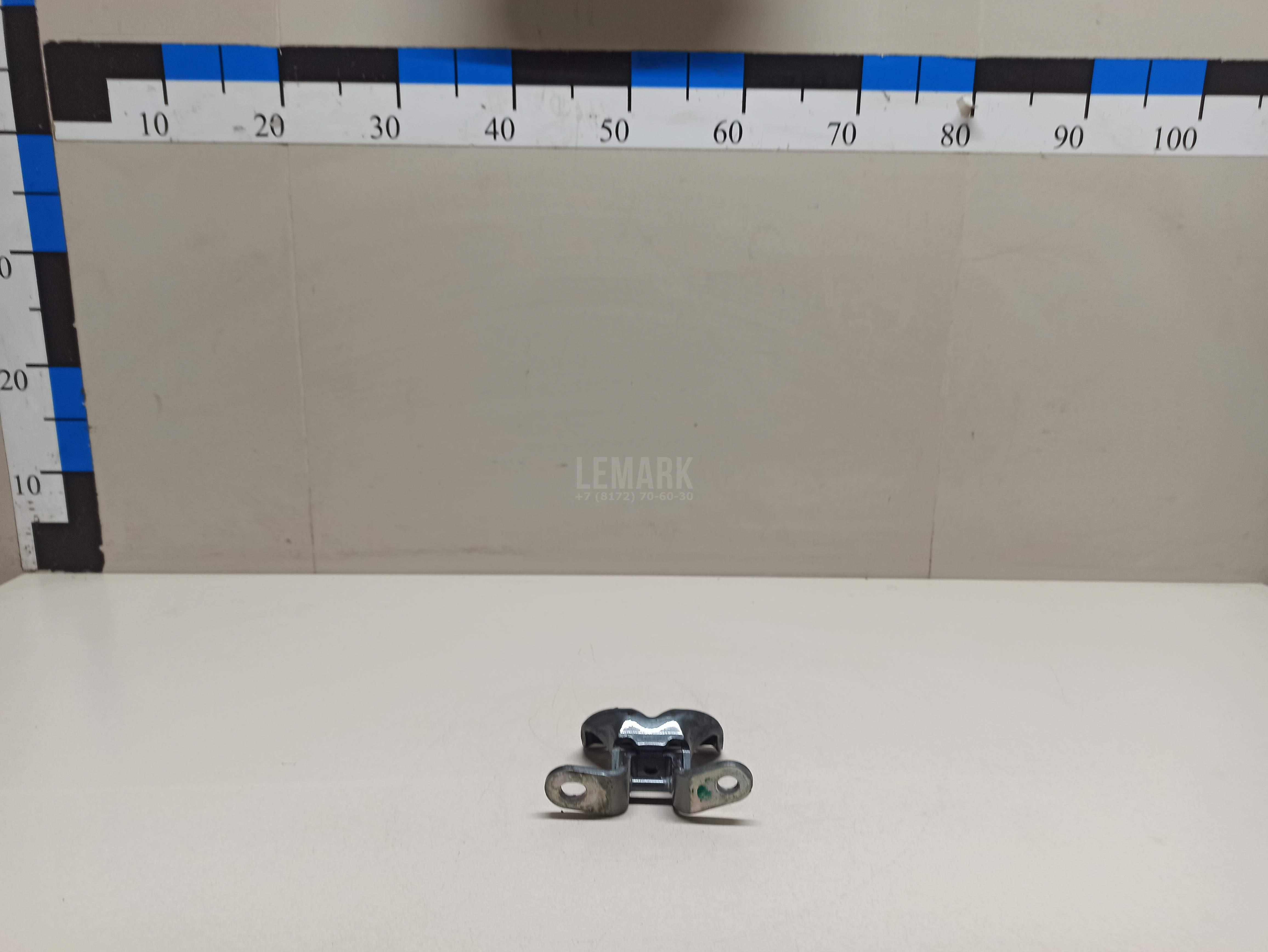 Петля двери задней правой верхняя 793402B020 Hyundai-Kia