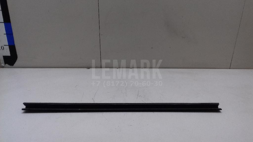 Накладка стекла заднего правого 4M51A25860AH Ford