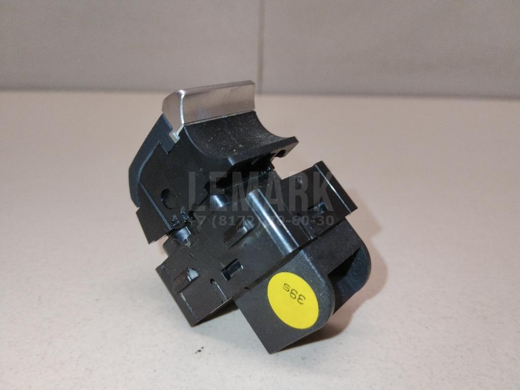 Кнопка открывания багажника для  BMW 1-serie E82/E88 2007-2013