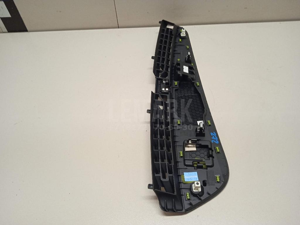 Решетка динамика для  BMW X1 E84 2009-2015