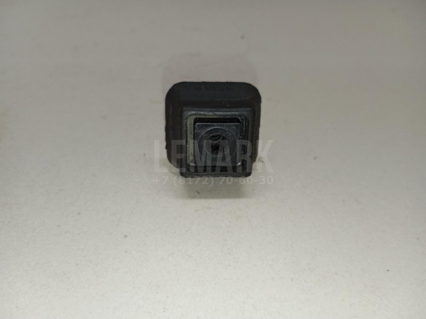Подушка радиатора для  BMW 7-serie F01/F02 2008-2015