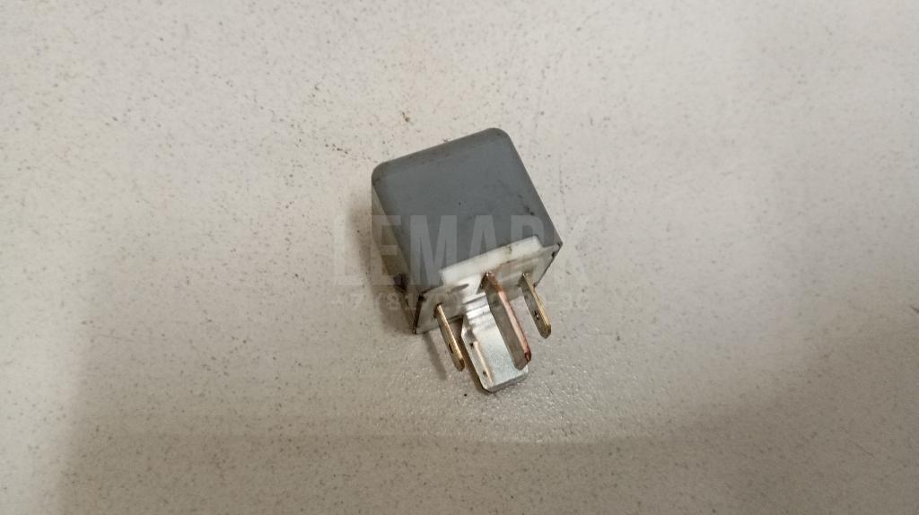 Реле 9098702025 Toyota