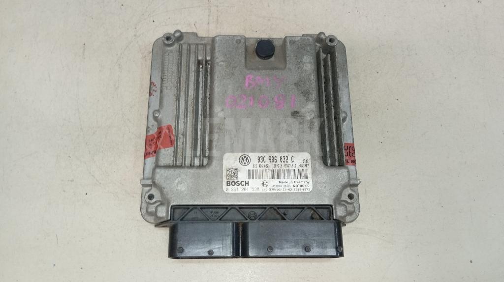 Блок управления двигателем 03C906032C VAG